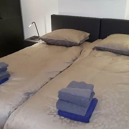 Apartmán Mansion 6 *